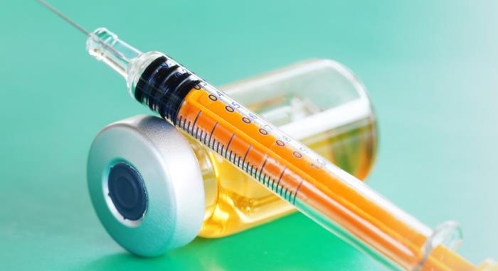Force and torque testing methods used to assess the quality and performance of syringes